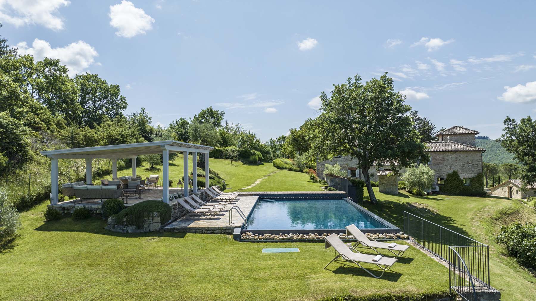 Villa Le Pratole | 7 Bedroom Tuscany Luxury Villa | Ultimate Villas